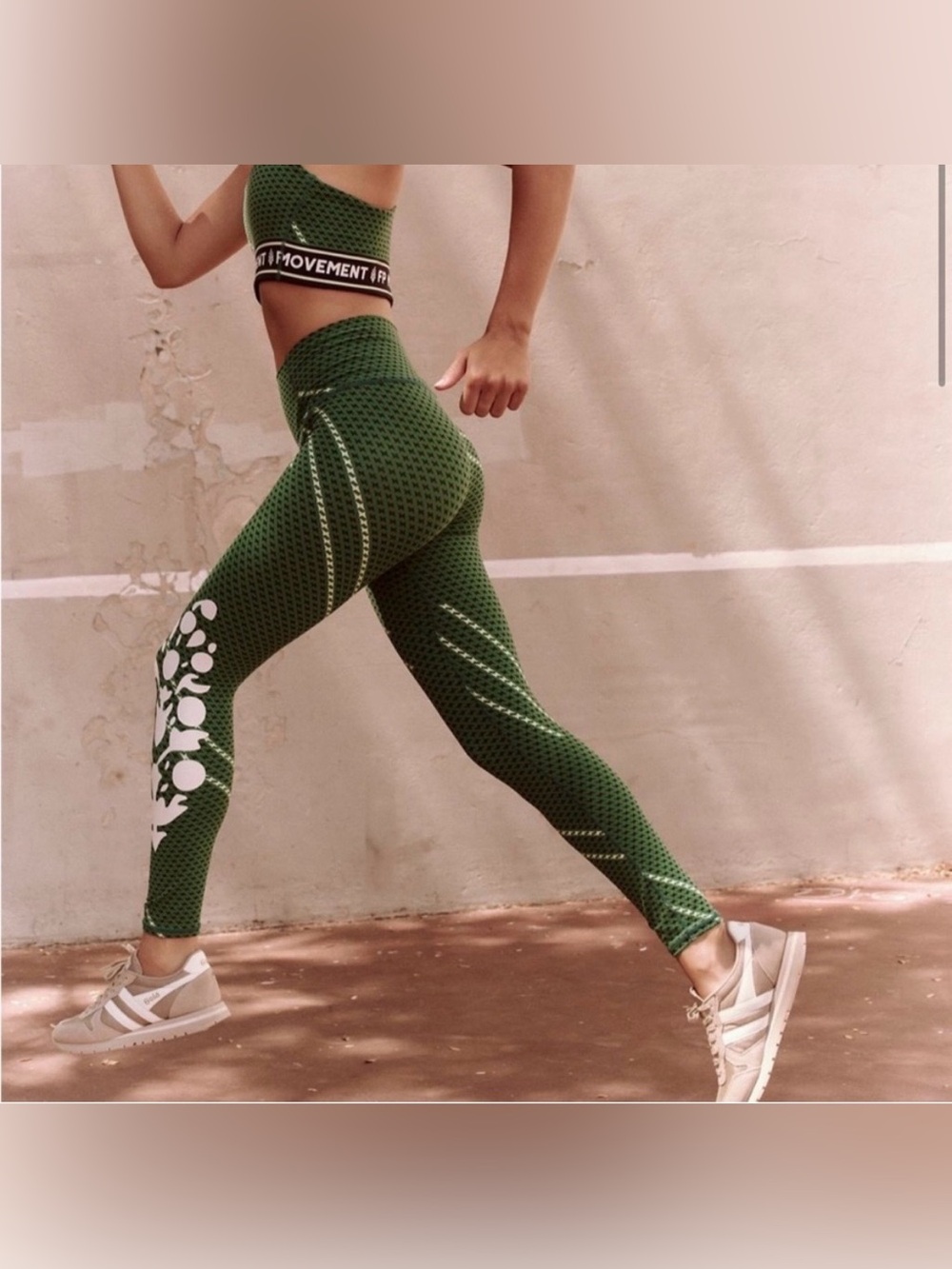 Free People Movement Never Better Logo
Leggings - Small